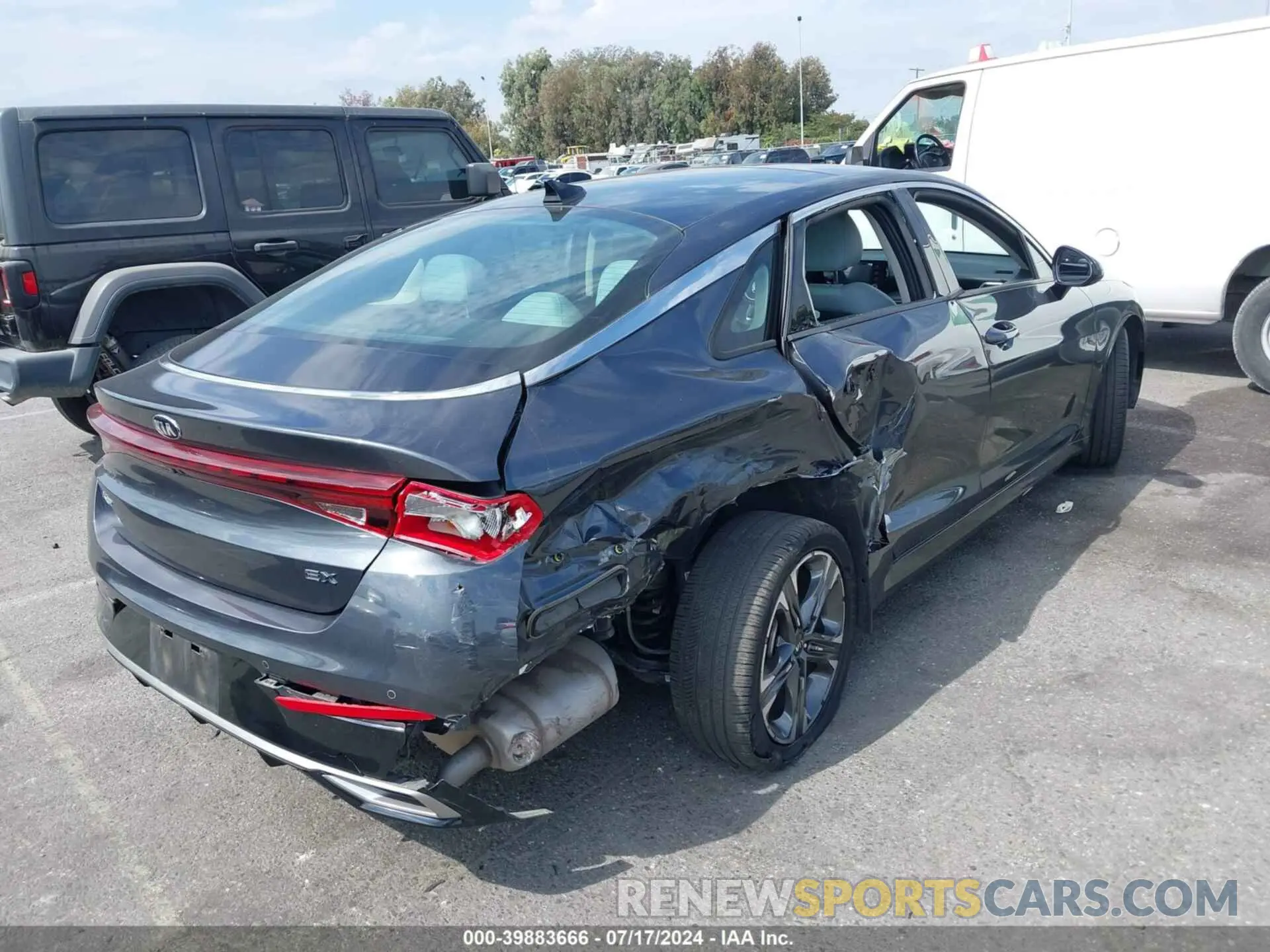 4 fotografías del automóvil dañado 5XXG34J20MG038085 KIA K5 2021