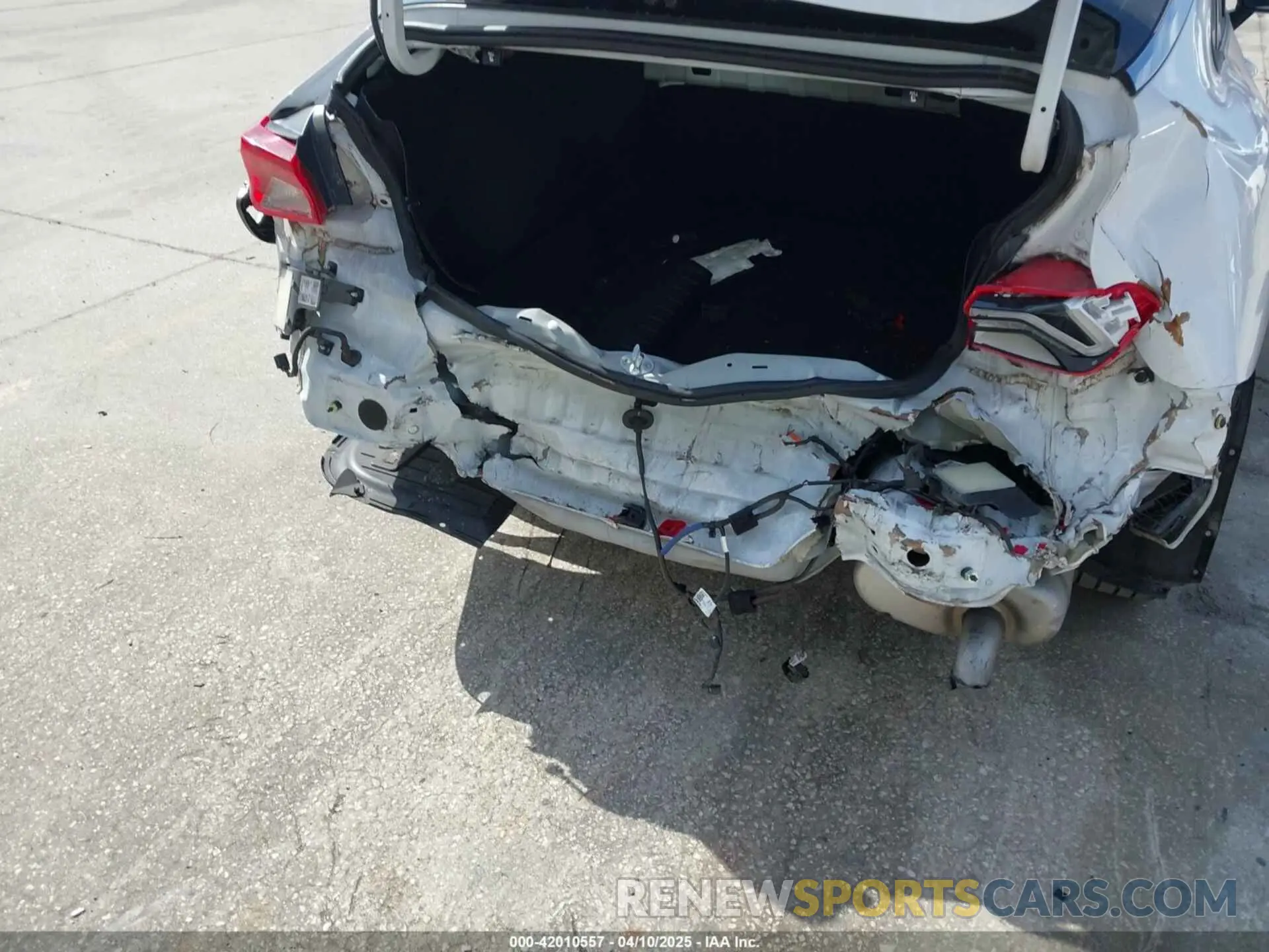 12 fotografías del automóvil dañado 5XXG34J21MG031842 KIA K5 2021