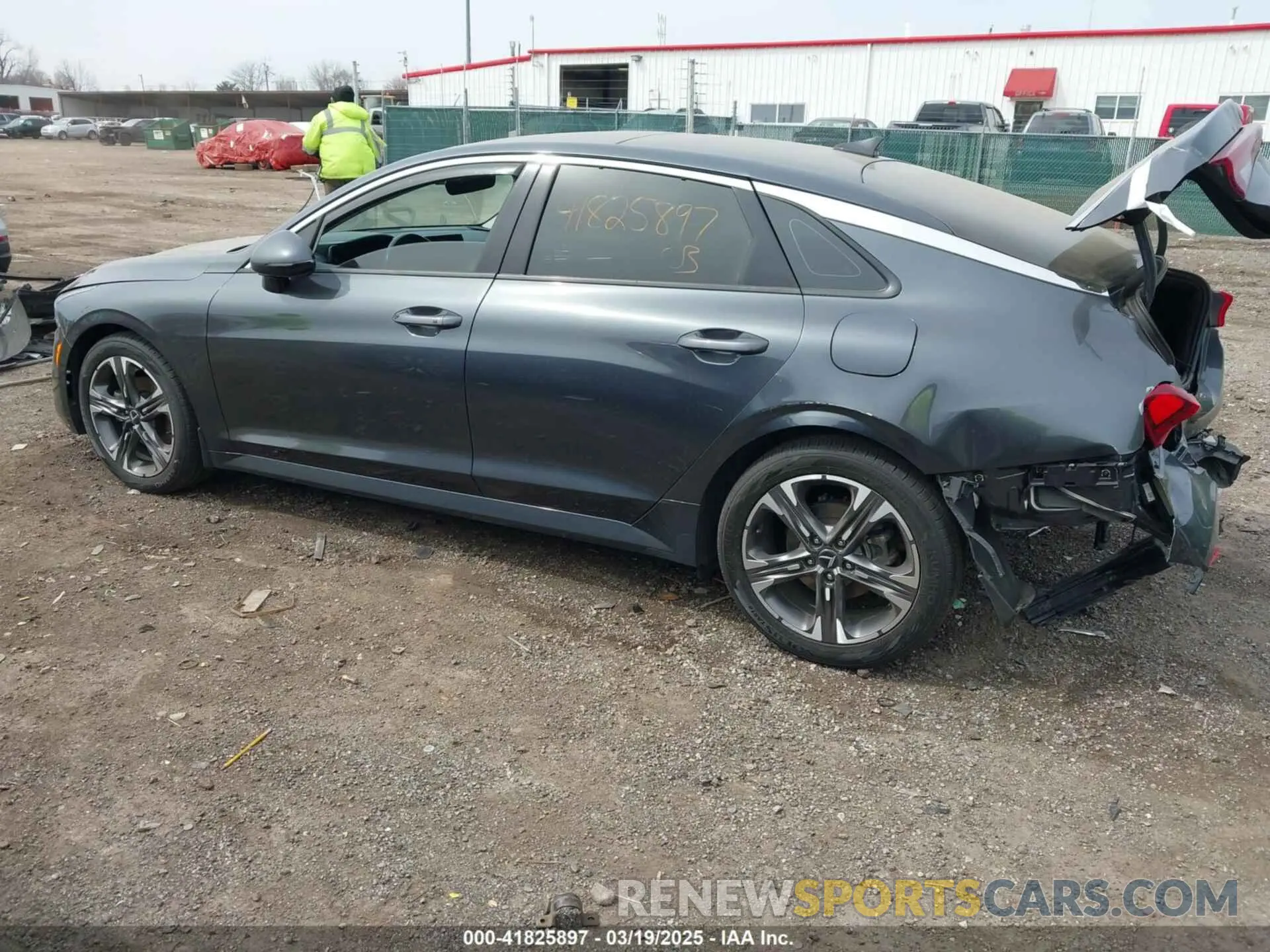 15 fotografías del automóvil dañado 5XXG34J23MG011043 KIA K5 2021