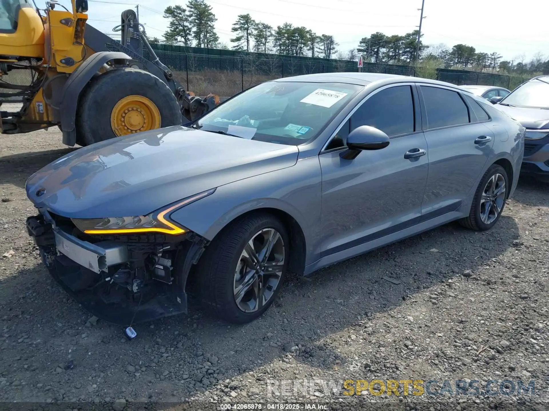 2 fotografías del automóvil dañado 5XXG34J23MG040199 KIA K5 2021