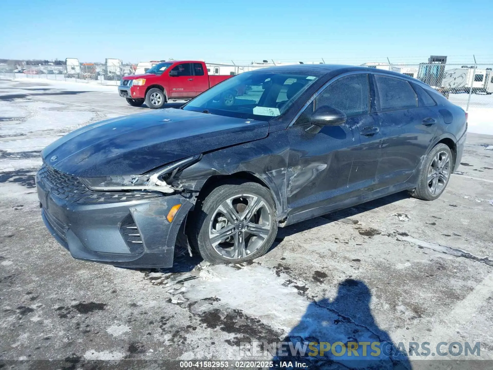 2 fotografías del automóvil dañado 5XXG34J27MG012728 KIA K5 2021