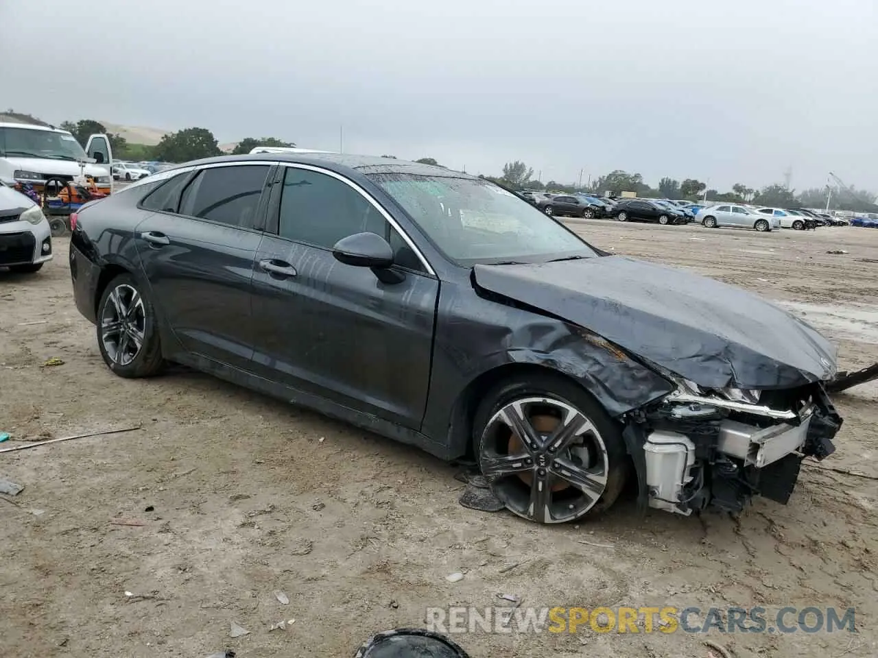 4 fotografías del automóvil dañado 5XXG34J28MG008591 KIA K5 2021