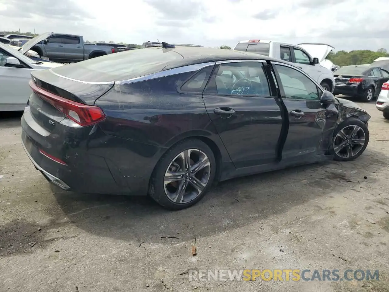 3 fotografías del automóvil dañado 5XXG34J28MG070315 KIA K5 2021