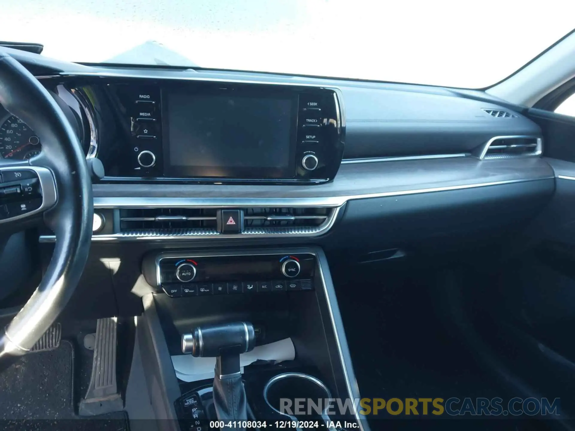 19 fotografías del automóvil dañado 5XXG34J2XMG045447 KIA K5 2021