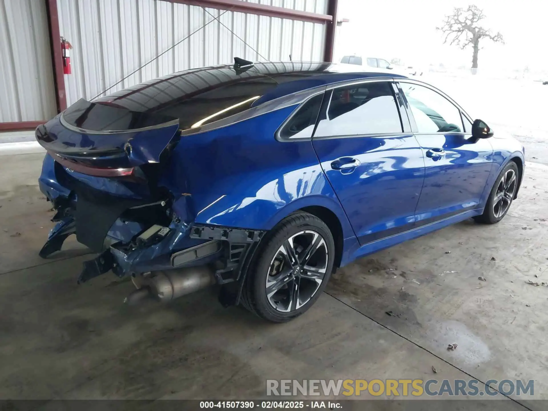 4 fotografías del automóvil dañado 5XXG64J20MG080716 KIA K5 2021