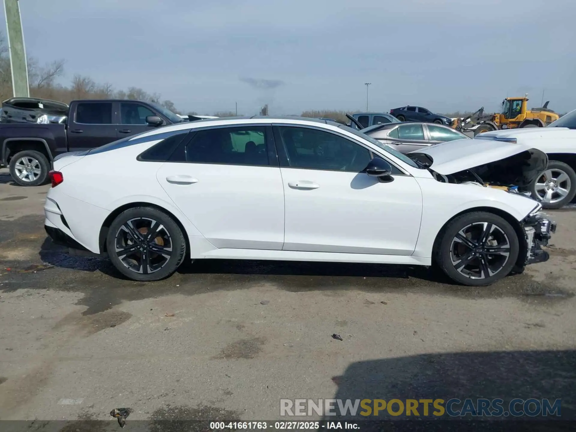 13 fotografías del automóvil dañado 5XXG64J20MG081574 KIA K5 2021