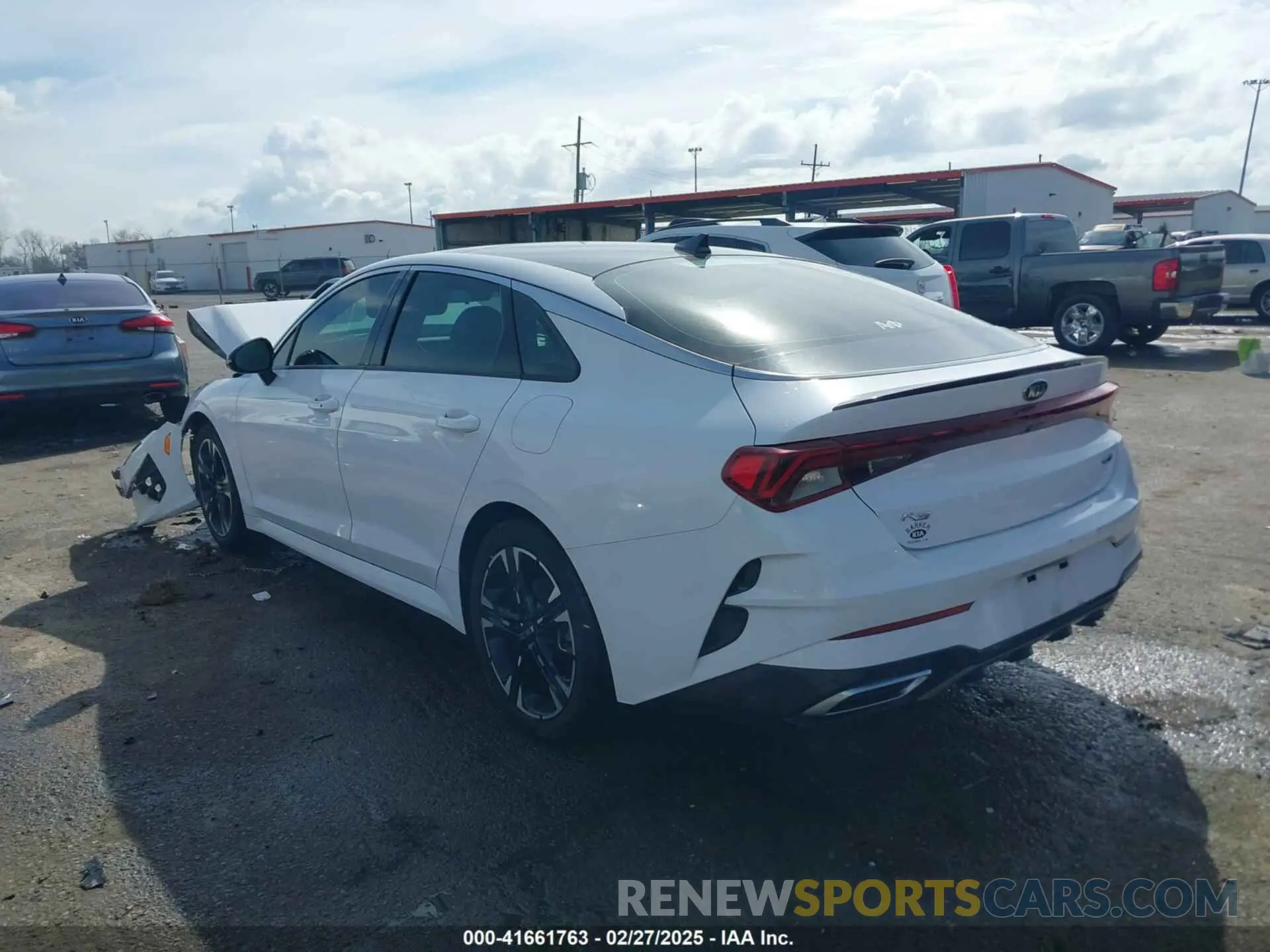 3 fotografías del automóvil dañado 5XXG64J20MG081574 KIA K5 2021
