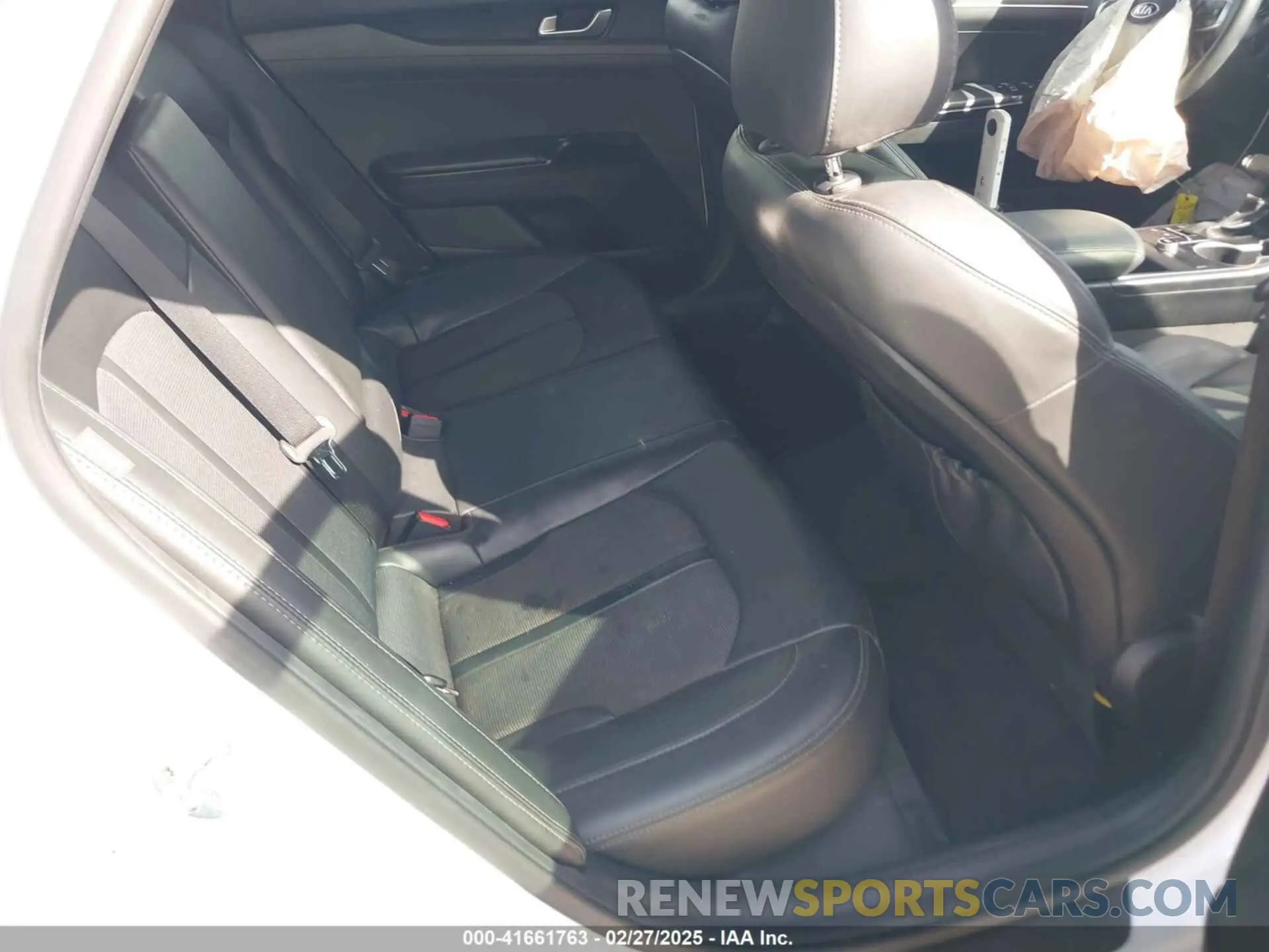 8 fotografías del automóvil dañado 5XXG64J20MG081574 KIA K5 2021