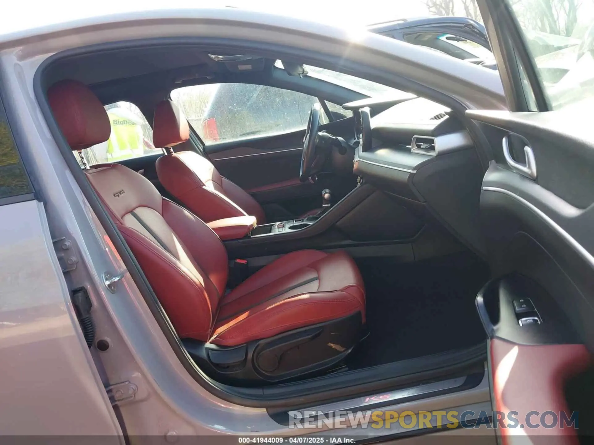 5 fotografías del automóvil dañado 5XXG64J21MG030701 KIA K5 2021