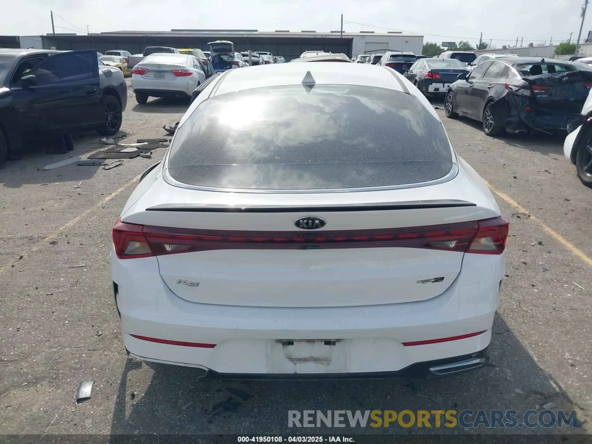 17 fotografías del automóvil dañado 5XXG64J21MG050527 KIA K5 2021