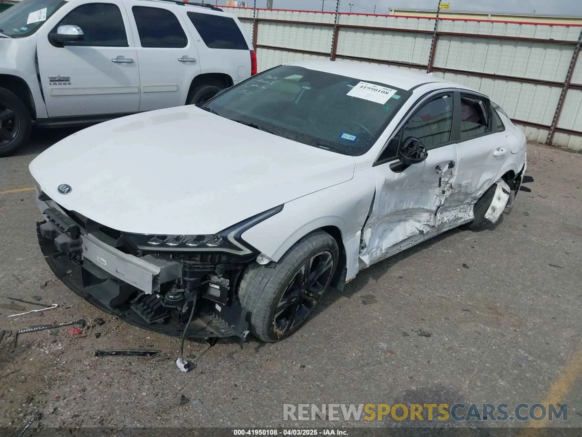 2 fotografías del automóvil dañado 5XXG64J21MG050527 KIA K5 2021