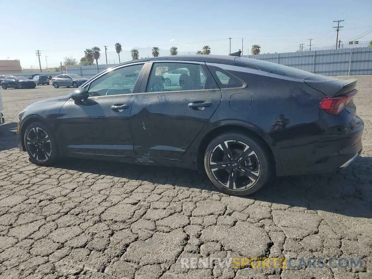 2 fotografías del automóvil dañado 5XXG64J21MG068719 KIA K5 2021