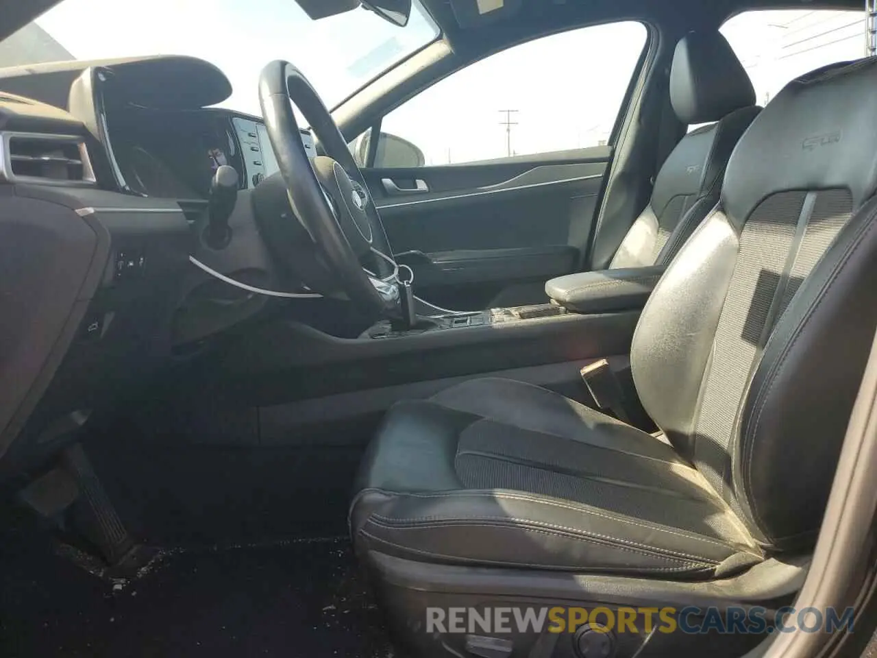 7 fotografías del automóvil dañado 5XXG64J21MG068719 KIA K5 2021
