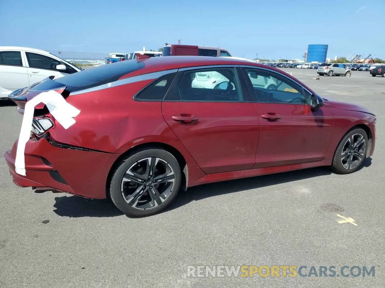 3 fotografías del automóvil dañado 5XXG64J21MG073631 KIA K5 2021