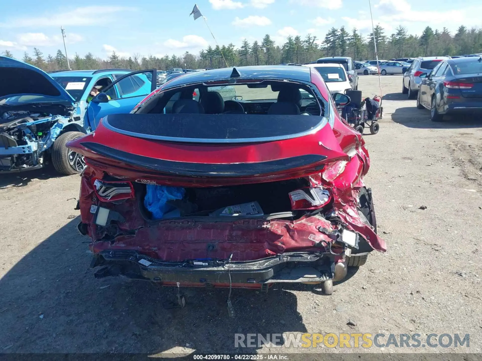 17 fotografías del automóvil dañado 5XXG64J21MG077890 KIA K5 2021