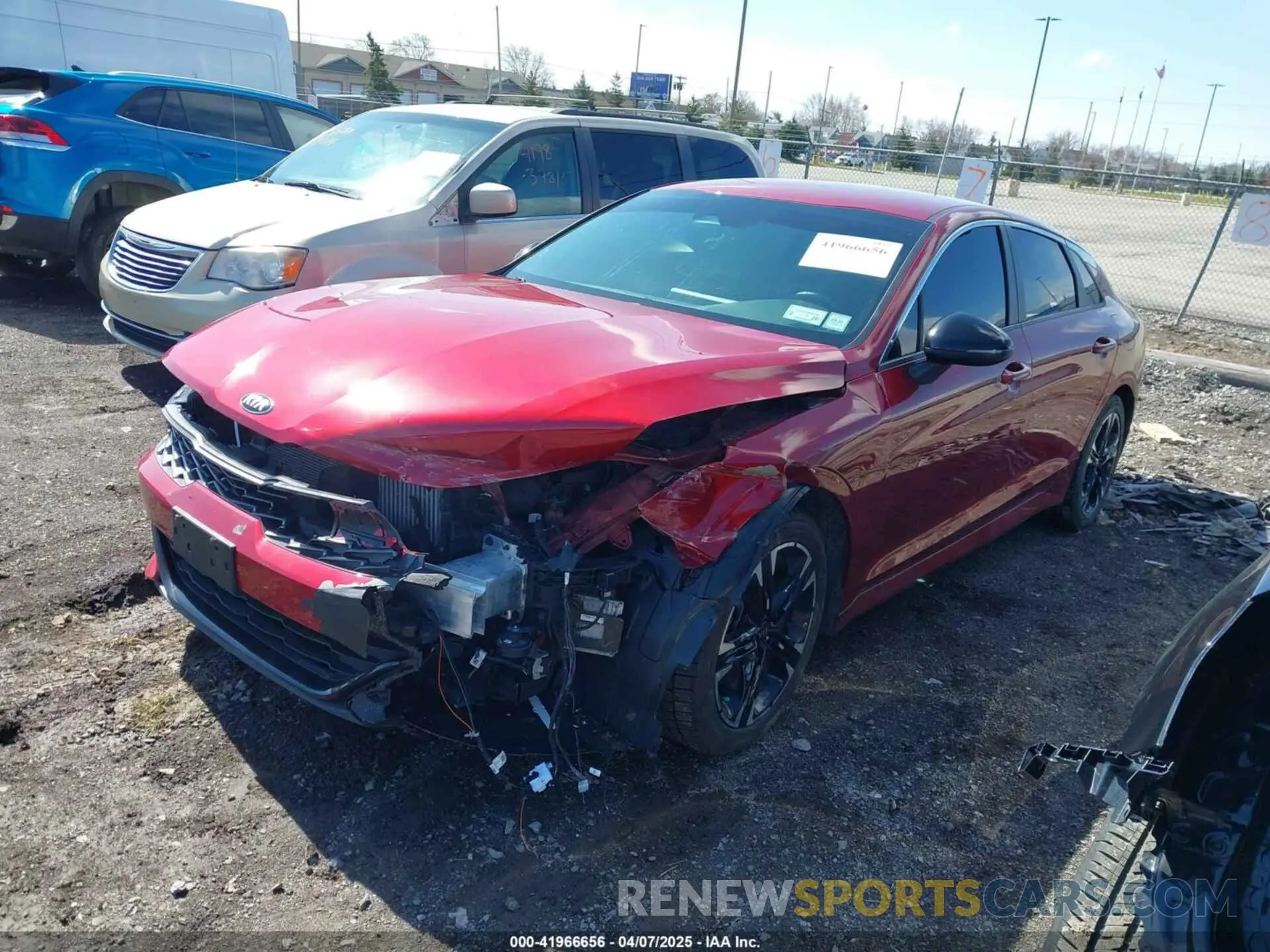 2 fotografías del automóvil dañado 5XXG64J23MG008473 KIA K5 2021