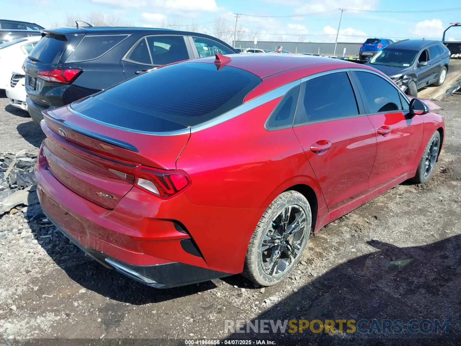 4 fotografías del automóvil dañado 5XXG64J23MG008473 KIA K5 2021