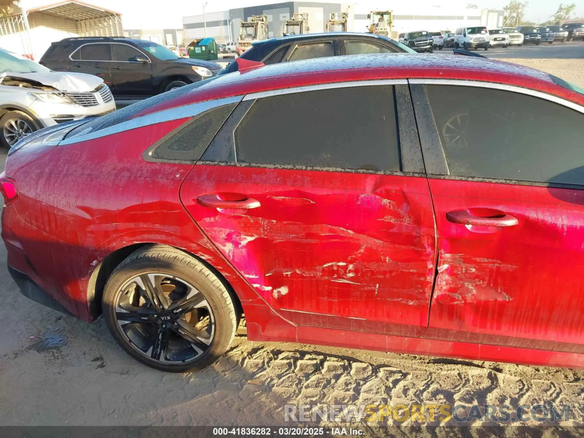 6 fotografías del automóvil dañado 5XXG64J23MG024186 KIA K5 2021