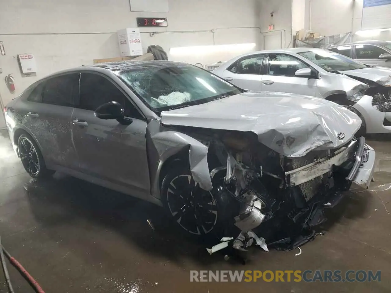 4 fotografías del automóvil dañado 5XXG64J23MG040405 KIA K5 2021