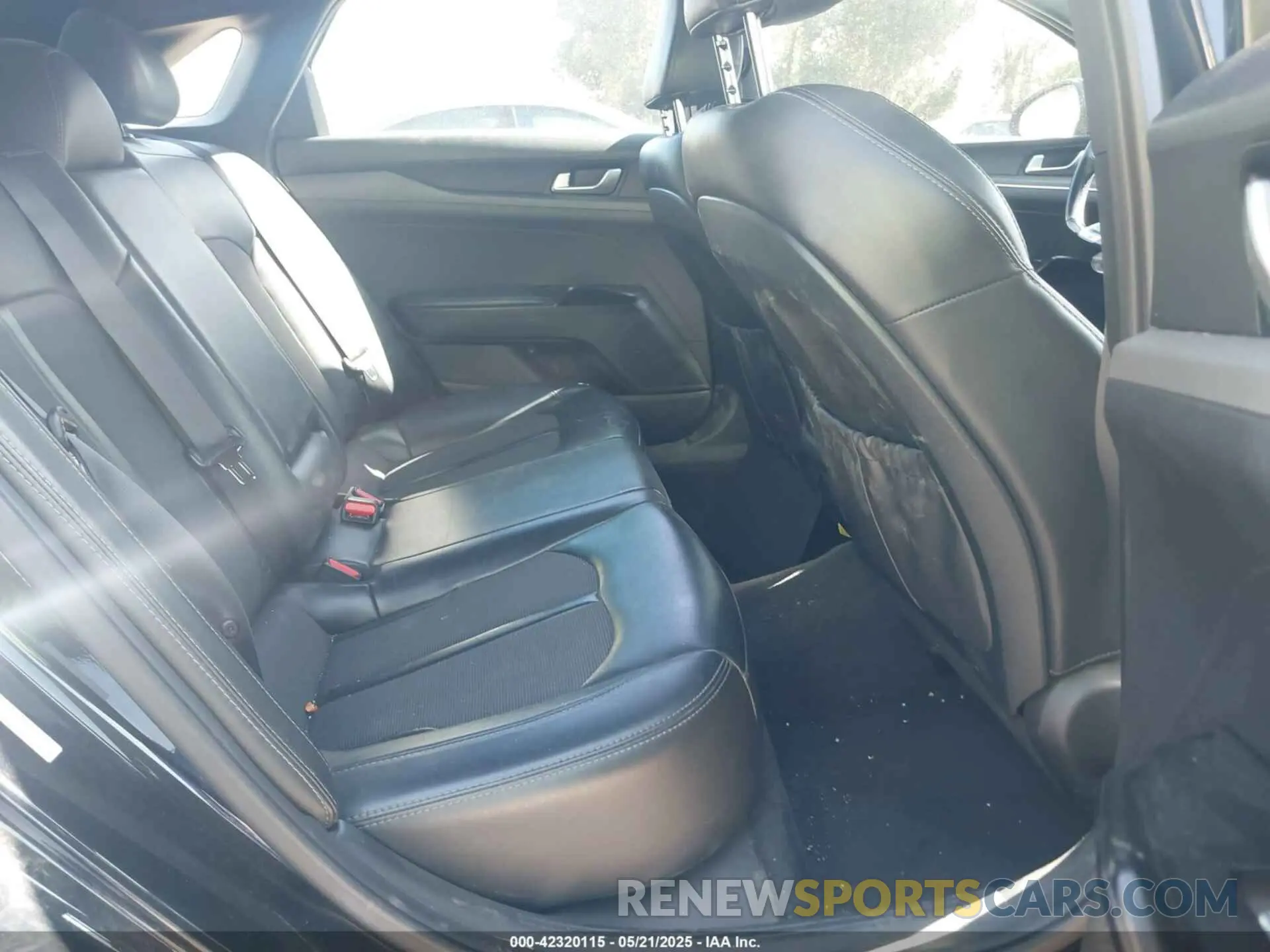 8 fotografías del automóvil dañado 5XXG64J23MG069936 KIA K5 2021