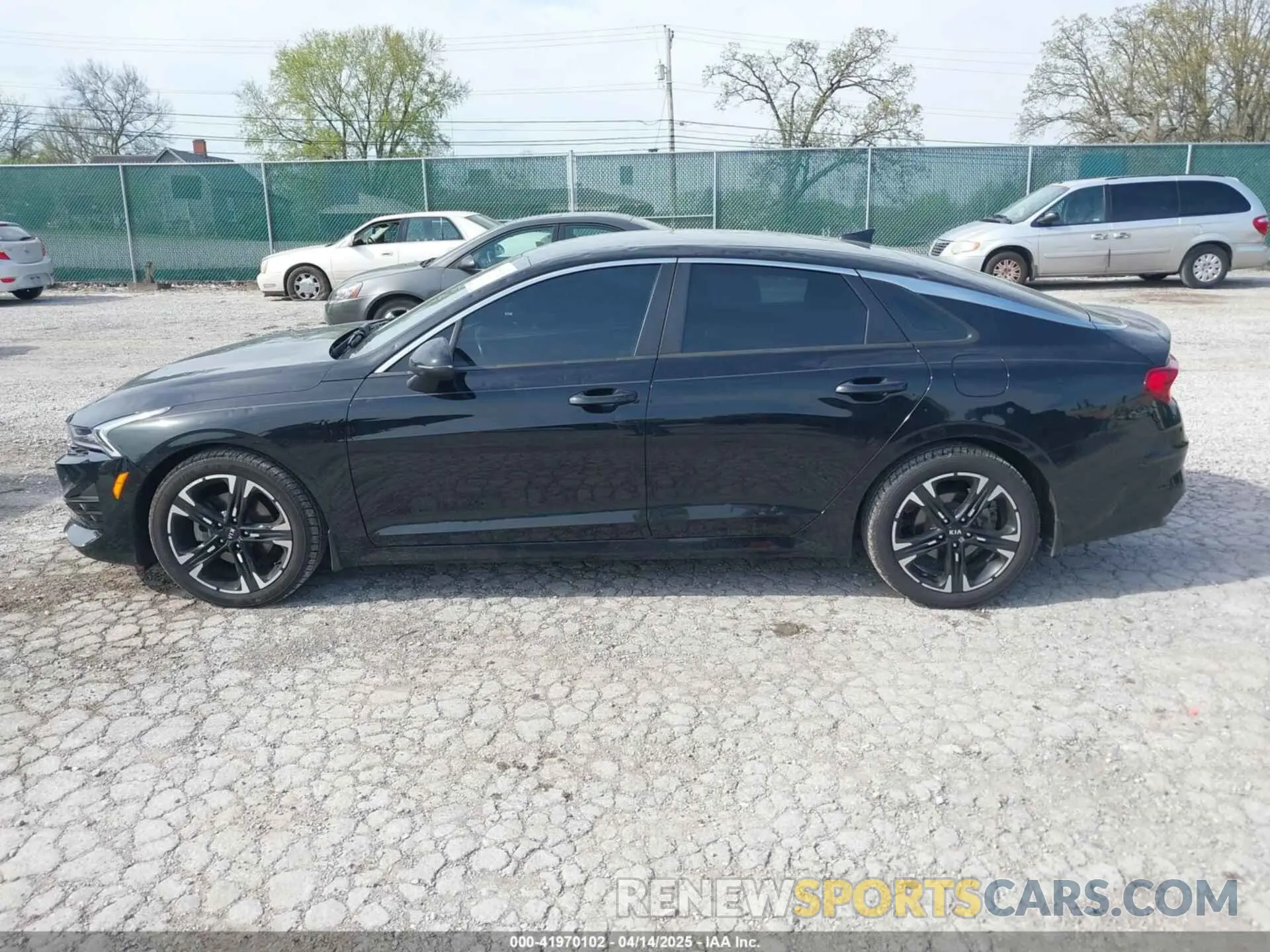 14 fotografías del automóvil dañado 5XXG64J24MG022821 KIA K5 2021