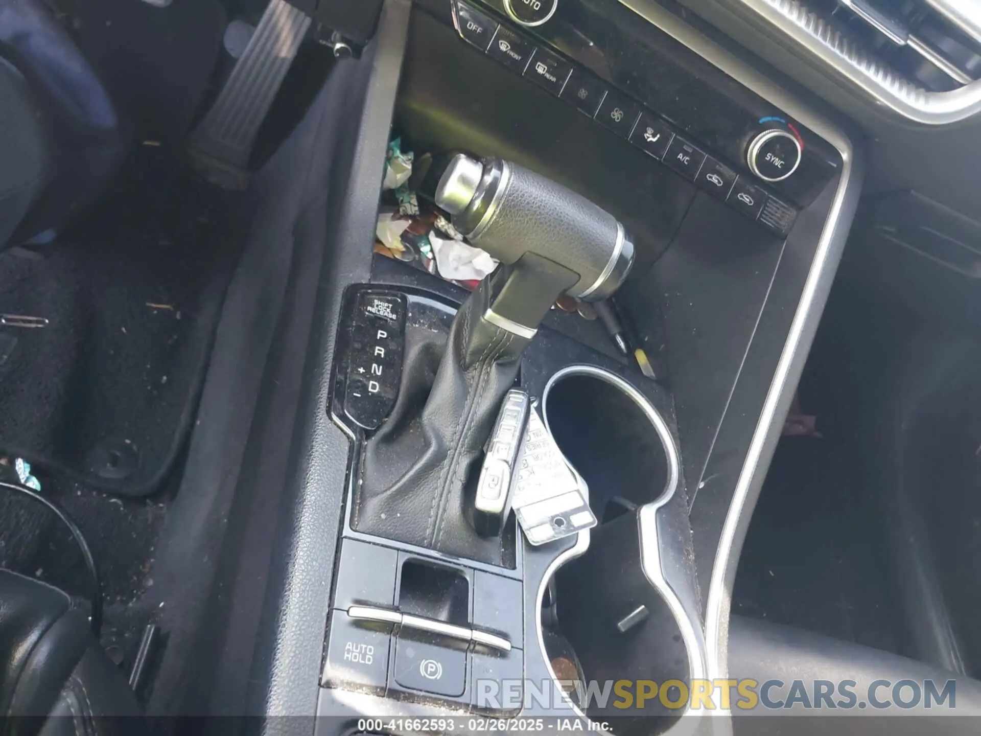 11 fotografías del automóvil dañado 5XXG64J24MG065670 KIA K5 2021