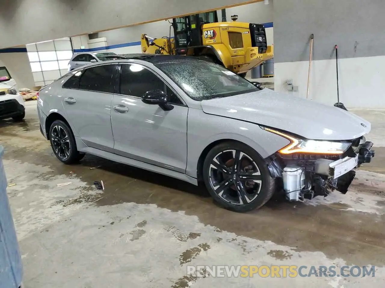 4 fotografías del automóvil dañado 5XXG64J25MG032175 KIA K5 2021