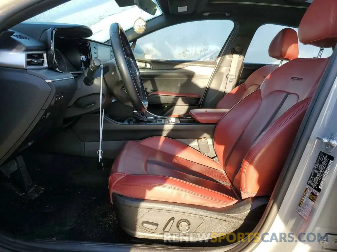 7 fotografías del automóvil dañado 5XXG64J25MG062972 KIA K5 2021