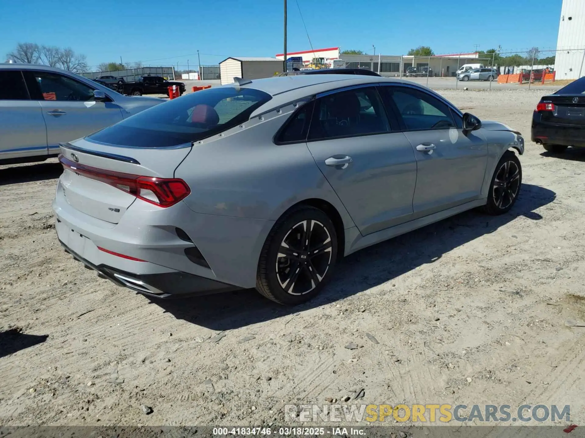 4 fotografías del automóvil dañado 5XXG64J26MG057604 KIA K5 2021