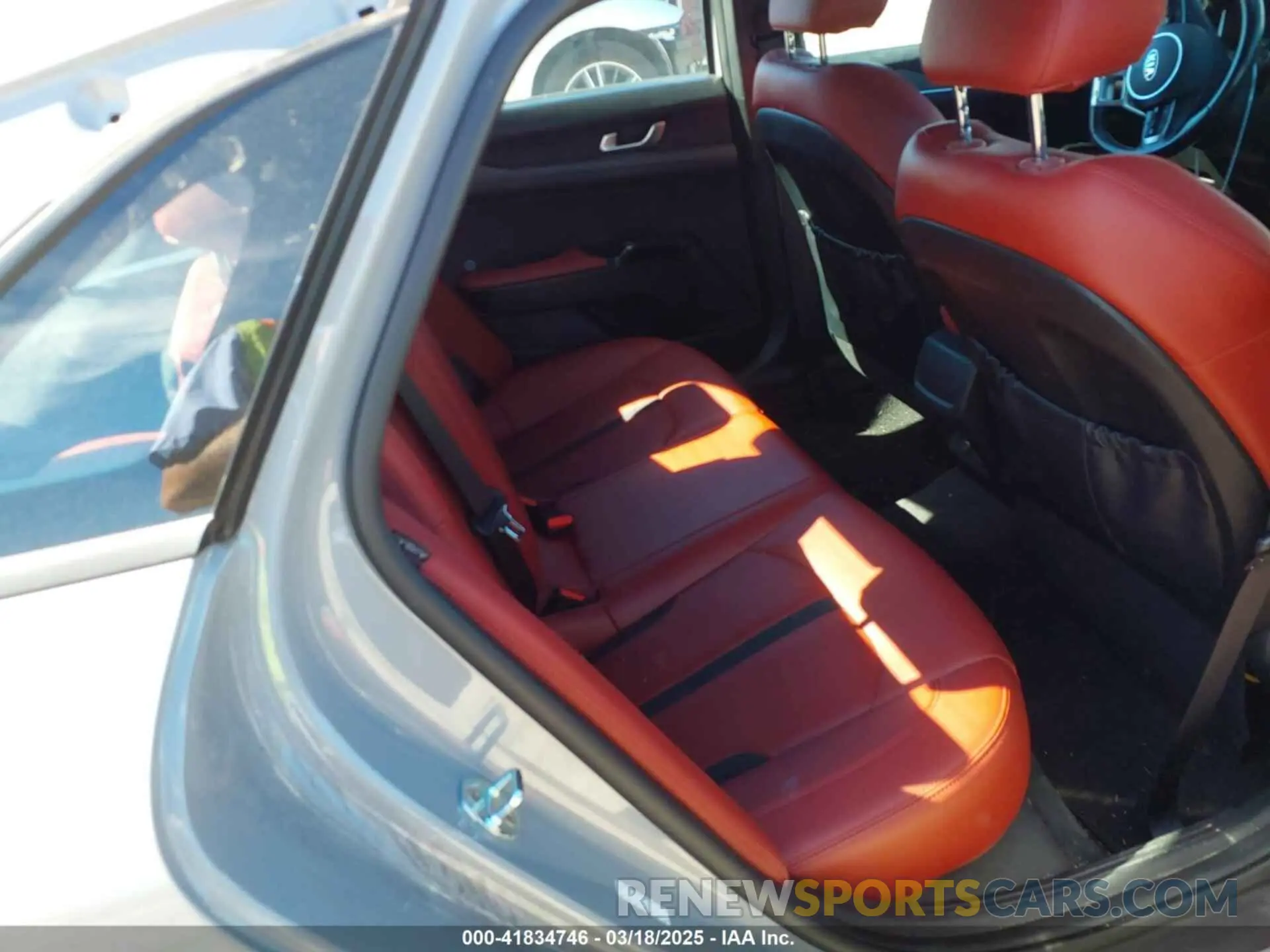 8 fotografías del automóvil dañado 5XXG64J26MG057604 KIA K5 2021