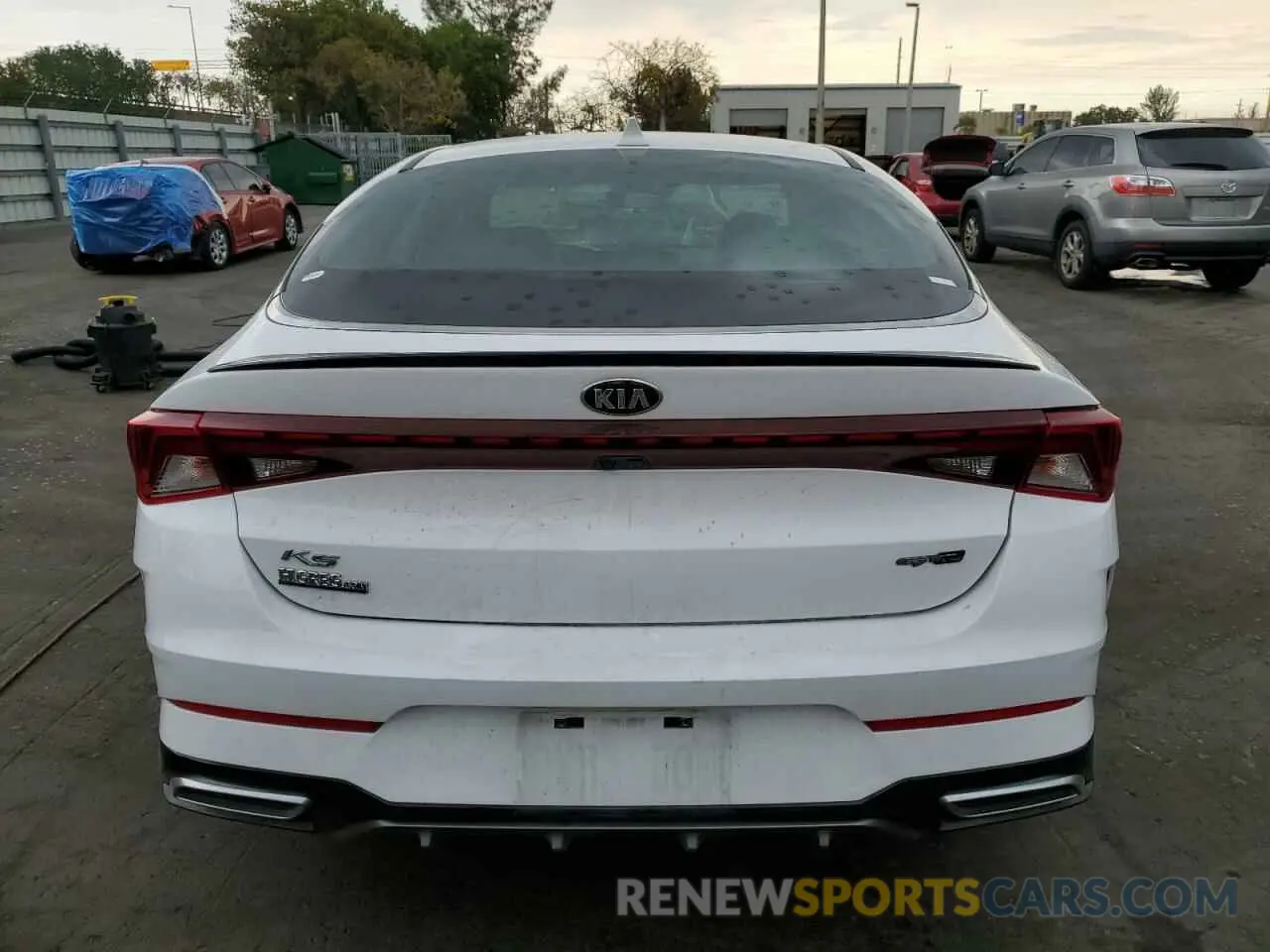 6 fotografías del automóvil dañado 5XXG64J26MG063063 KIA K5 2021
