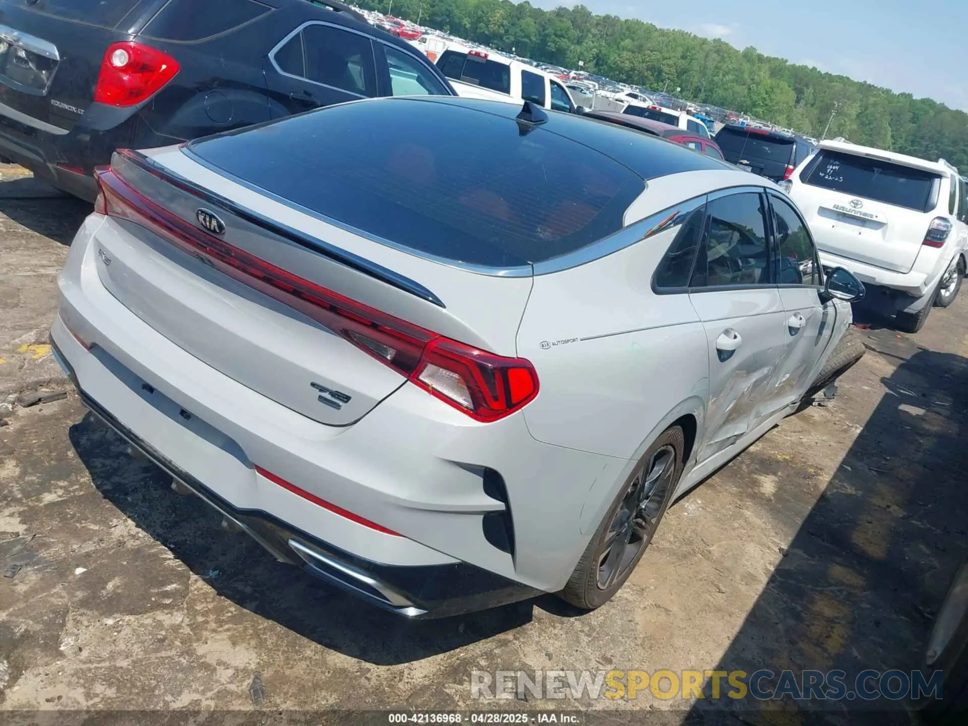 4 fotografías del automóvil dañado 5XXG64J26MG070398 KIA K5 2021