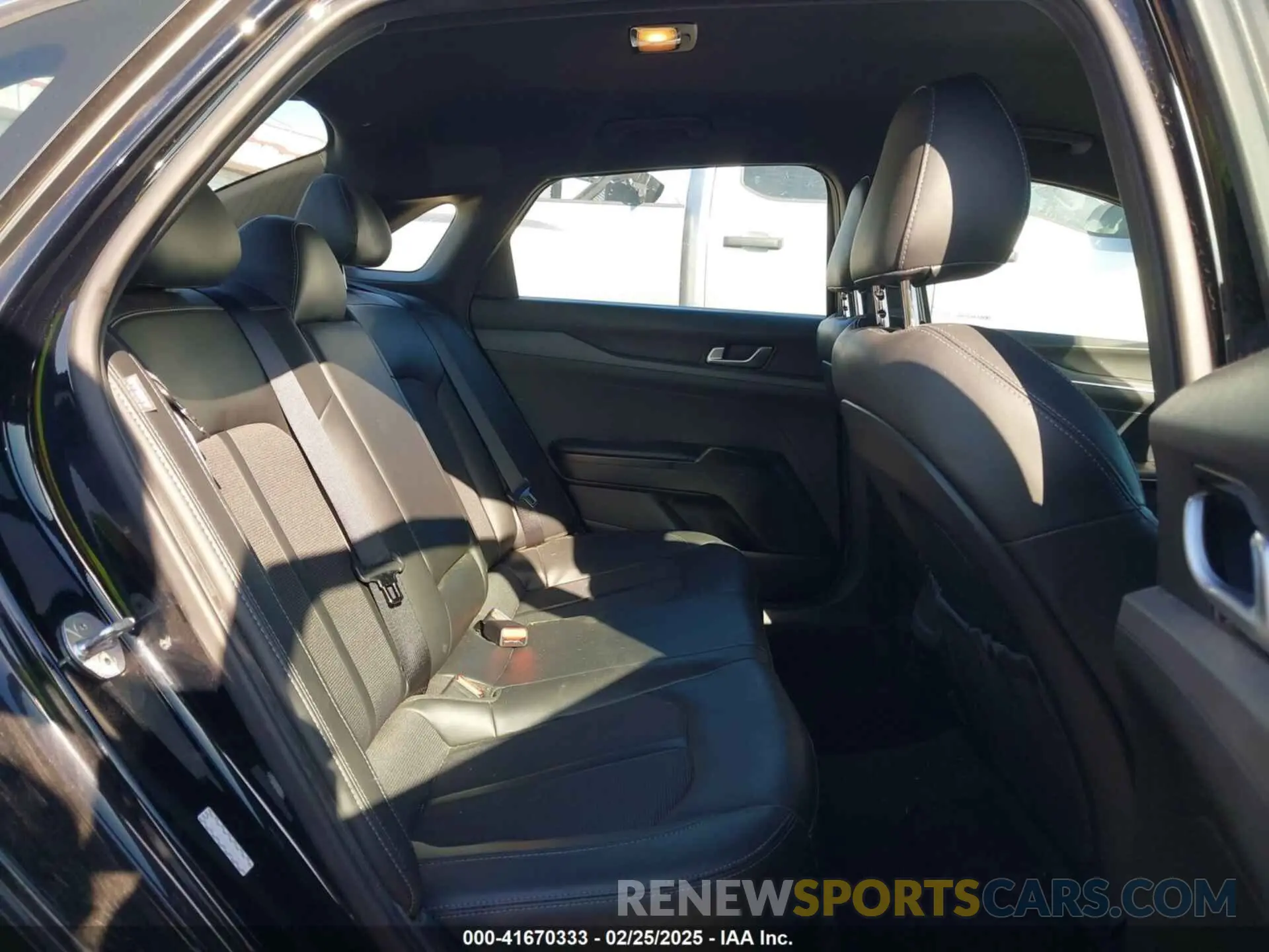 8 fotografías del automóvil dañado 5XXG64J27MG074928 KIA K5 2021