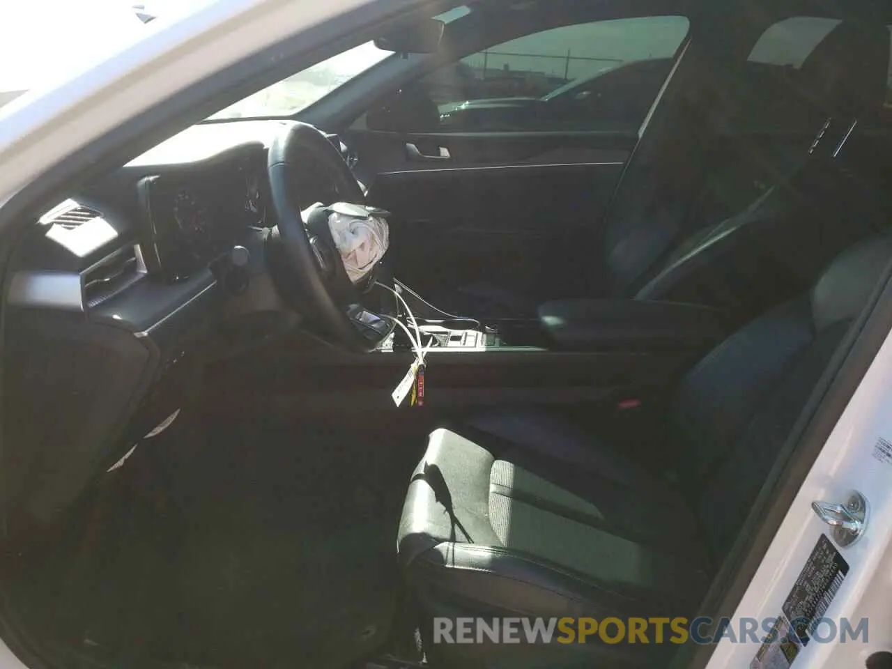7 fotografías del automóvil dañado 5XXG64J27MG076680 KIA K5 2021