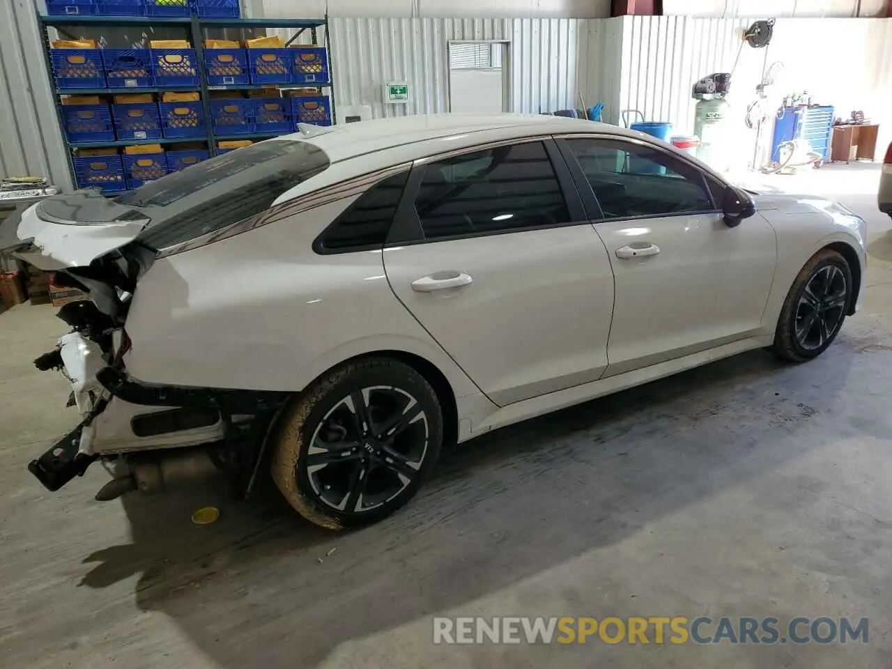 3 fotografías del automóvil dañado 5XXG64J28MG057359 KIA K5 2021