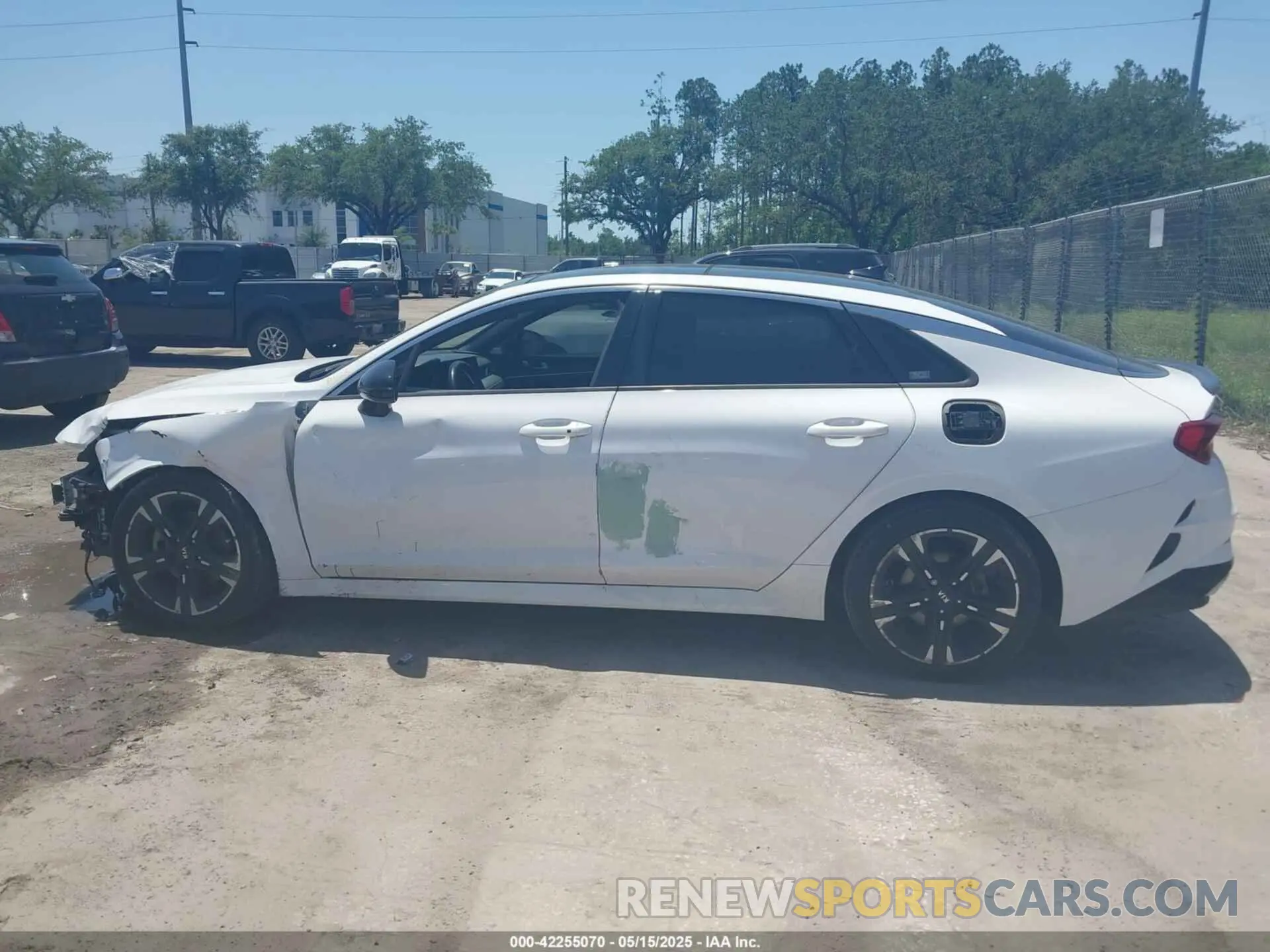 15 fotografías del automóvil dañado 5XXG64J28MG076011 KIA K5 2021