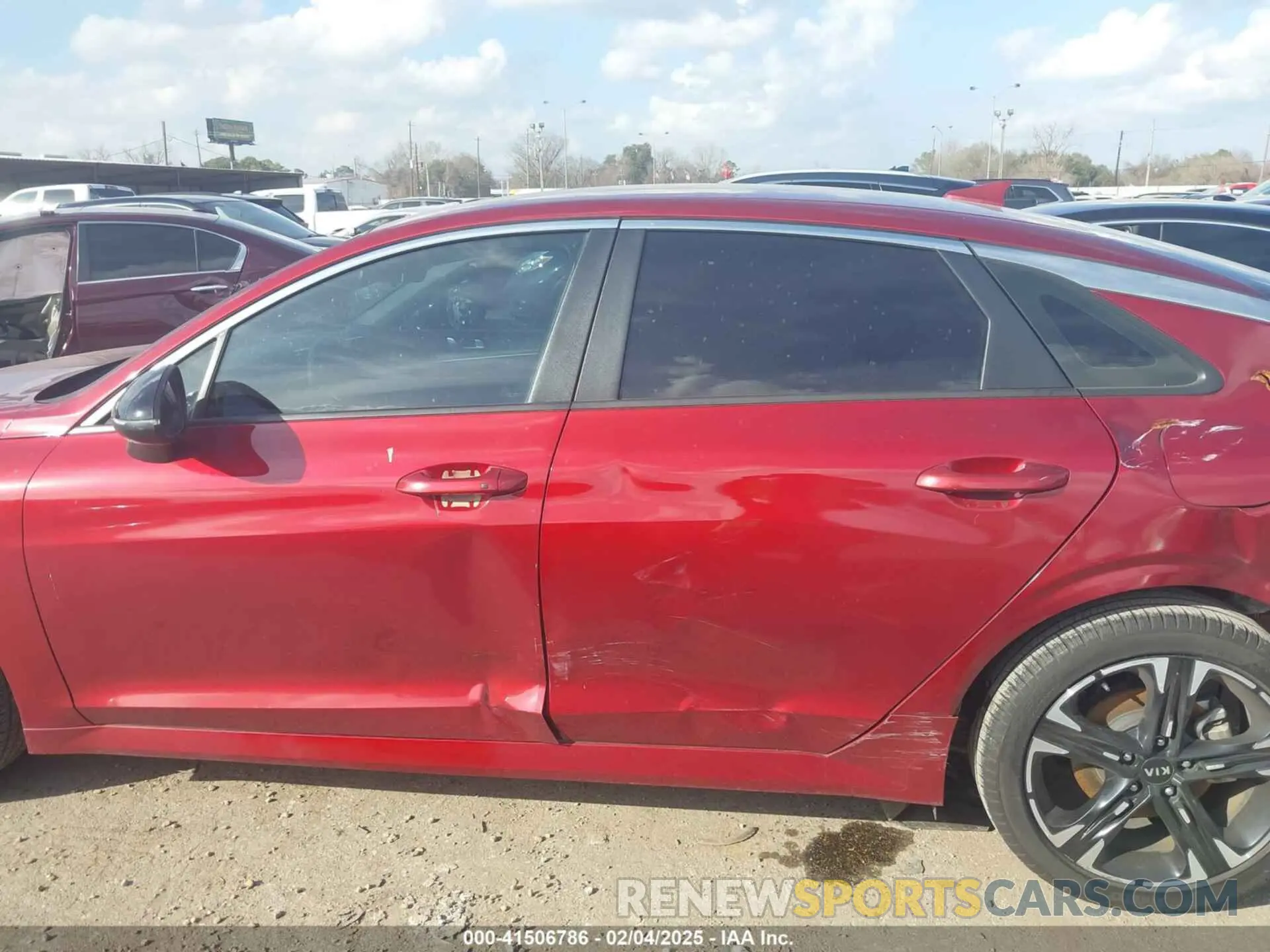 14 fotografías del automóvil dañado 5XXG64J29MG018344 KIA K5 2021