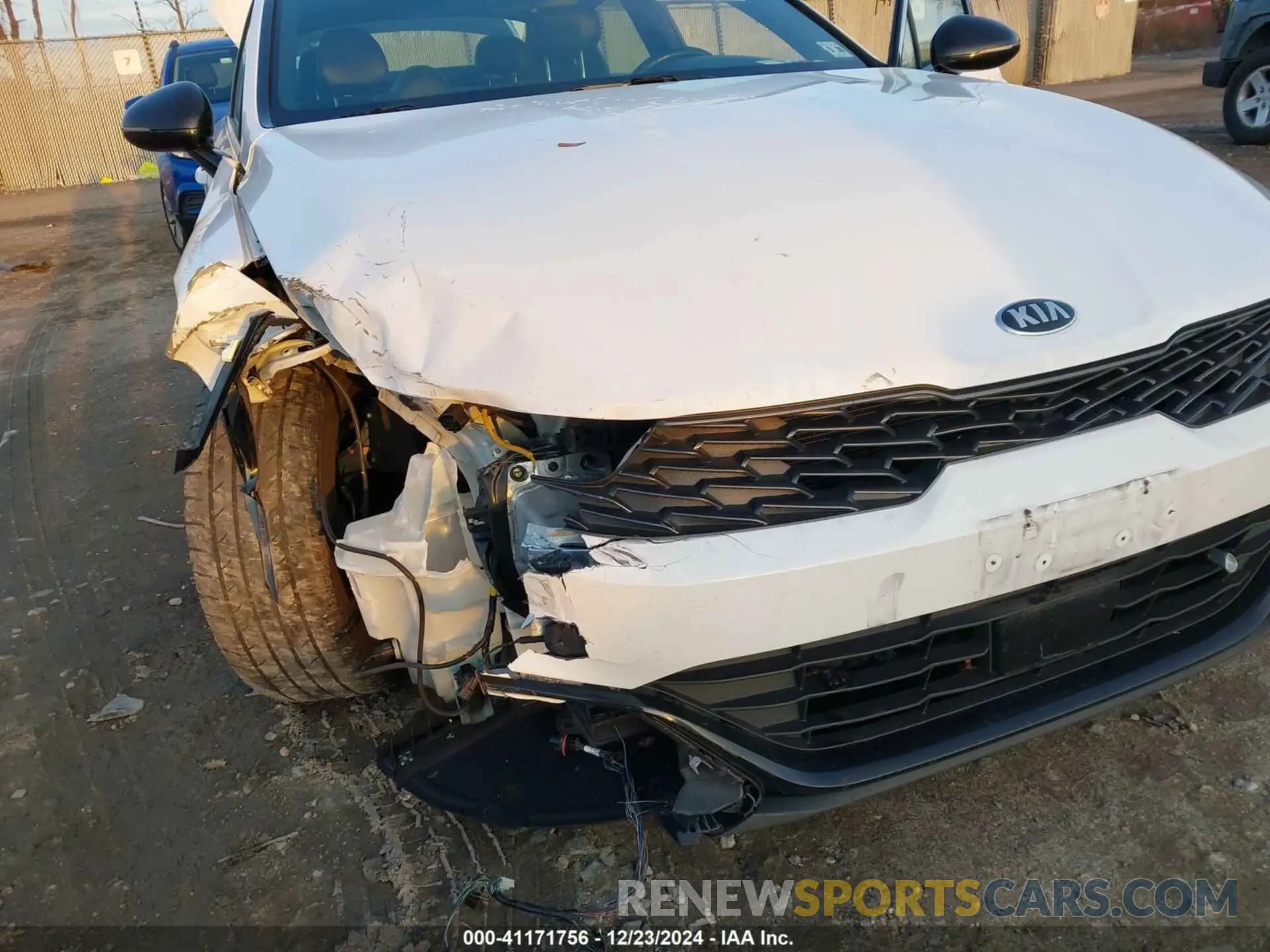 17 fotografías del automóvil dañado 5XXG64J2OMG059977 KIA K5 2021