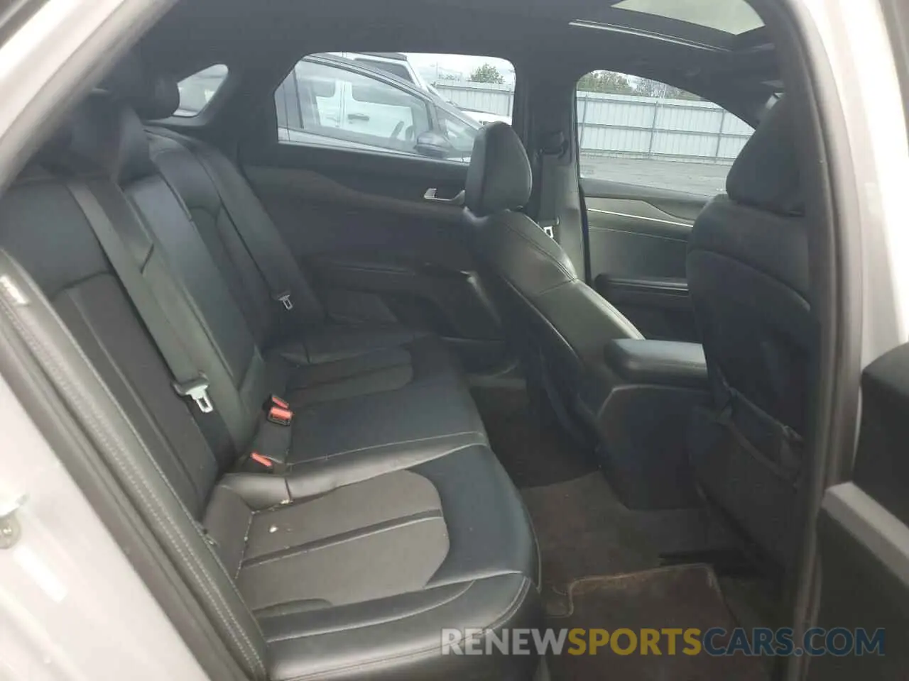 10 fotografías del automóvil dañado 5XXG64J2XMG016571 KIA K5 2021