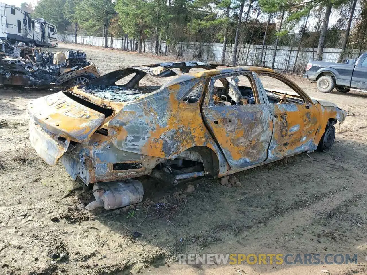 3 fotografías del automóvil dañado 5XXG64J2XMG017350 KIA K5 2021