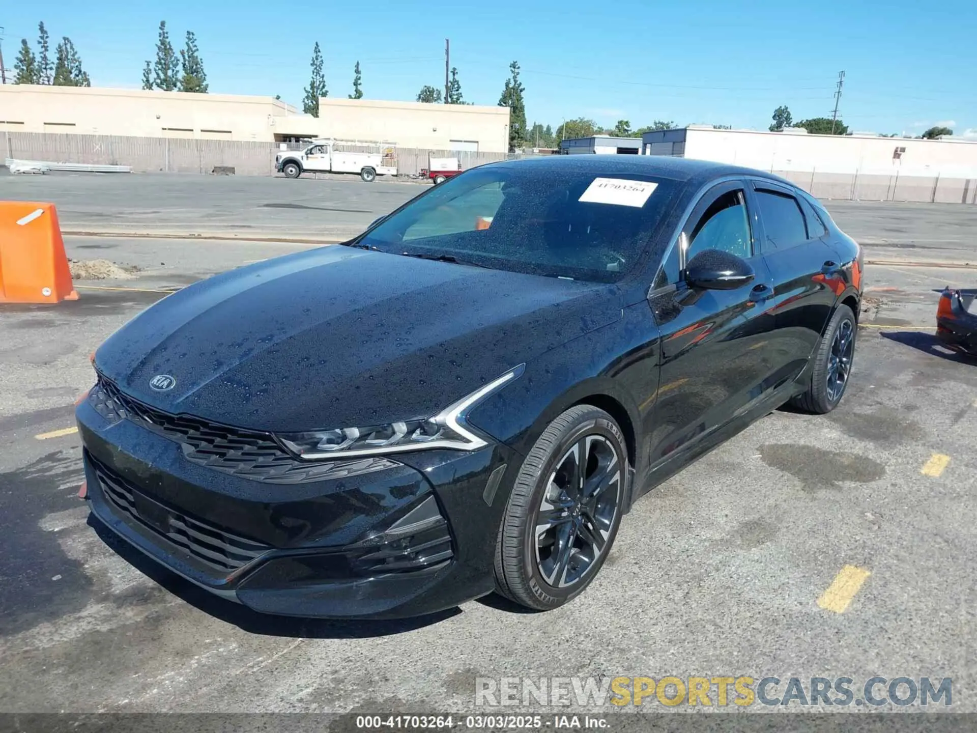 2 fotografías del automóvil dañado 5XXG64J2XMG058416 KIA K5 2021