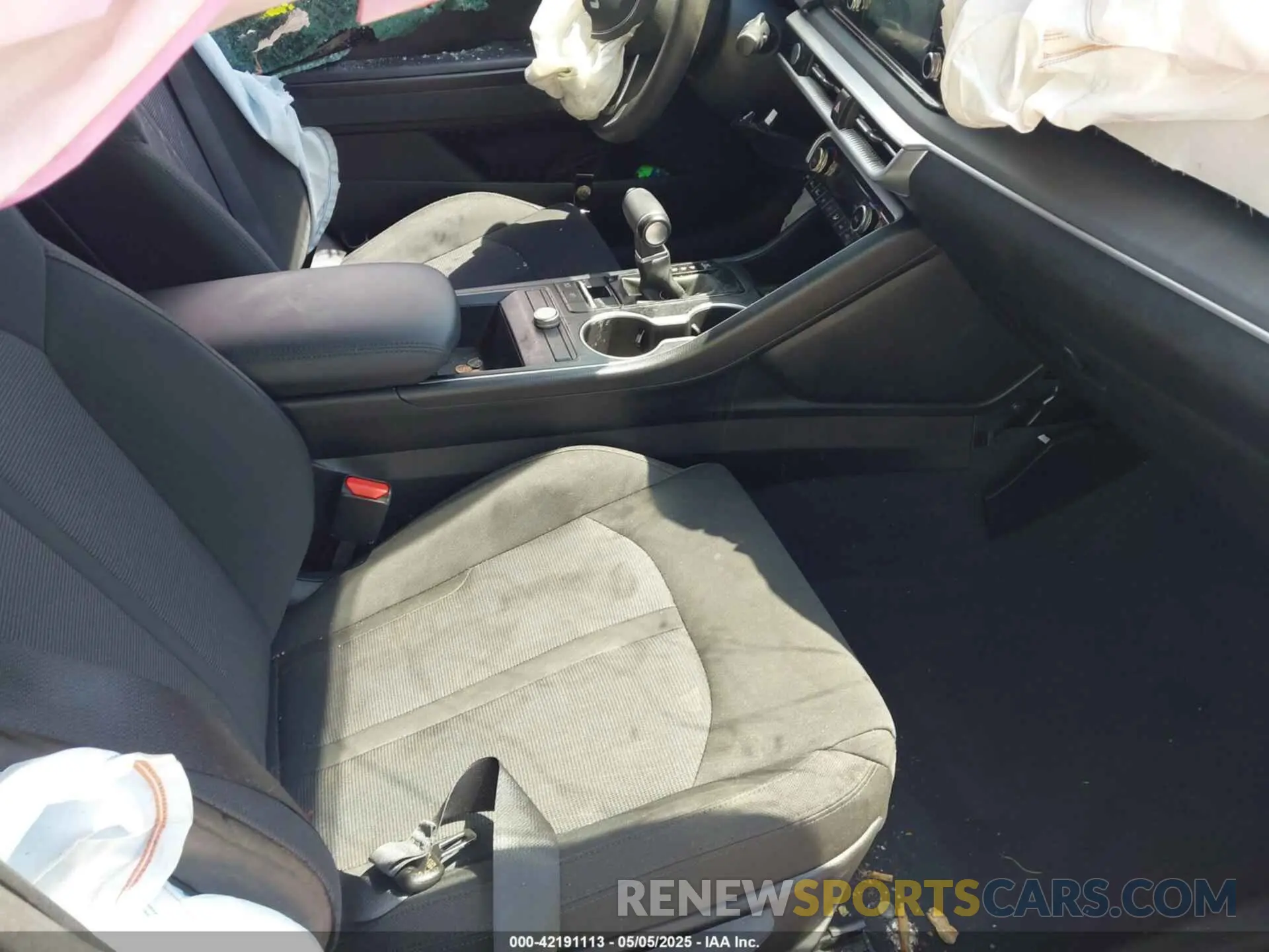 5 fotografías del automóvil dañado 5XXG14J20NG115707 KIA K5 2022