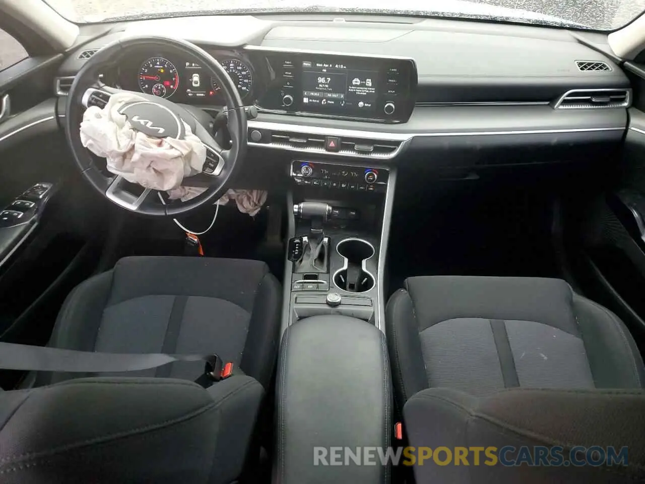 8 fotografías del automóvil dañado 5XXG14J21NG100102 KIA K5 2022