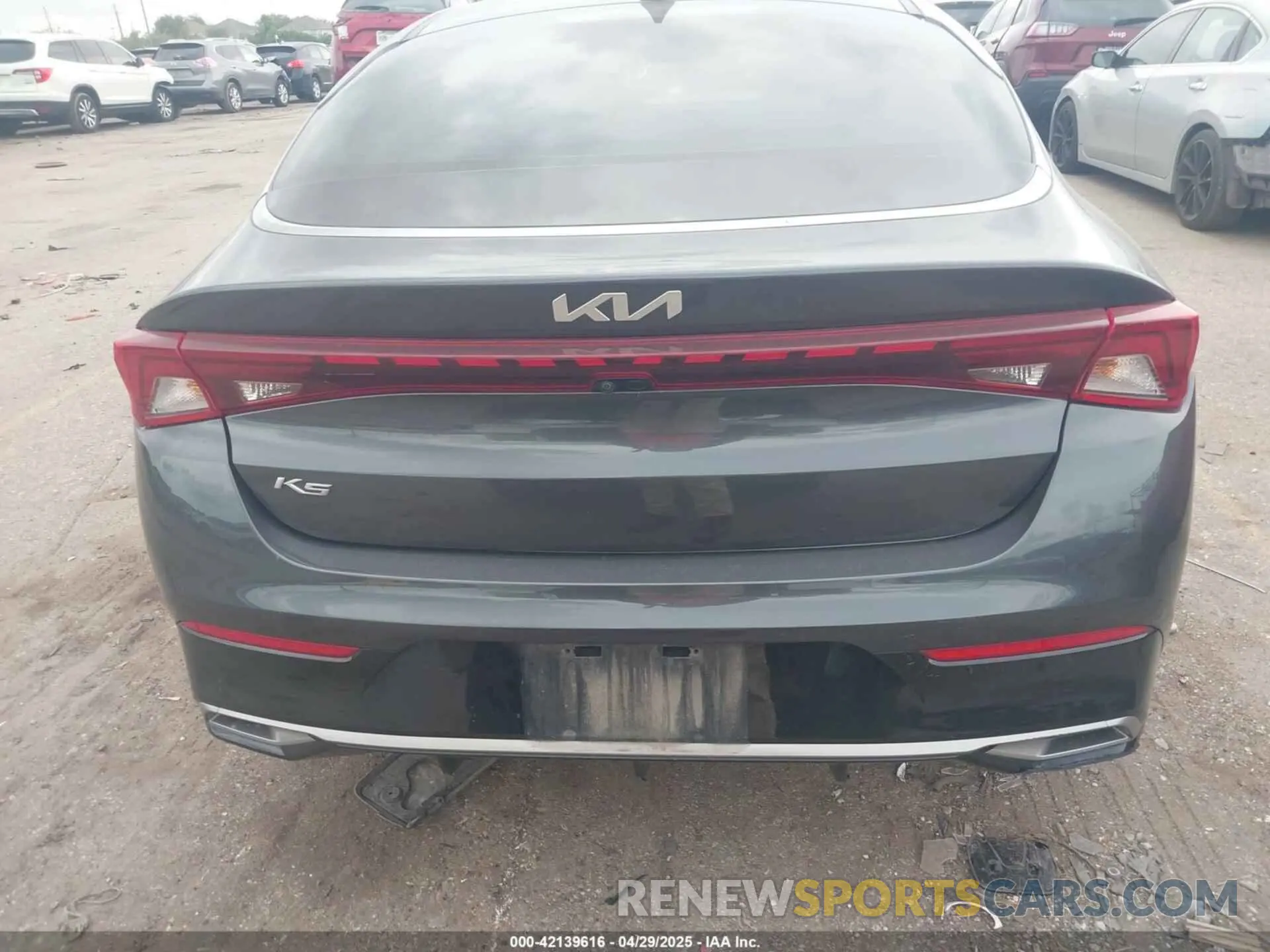 17 fotografías del automóvil dañado 5XXG14J21NG131169 KIA K5 2022