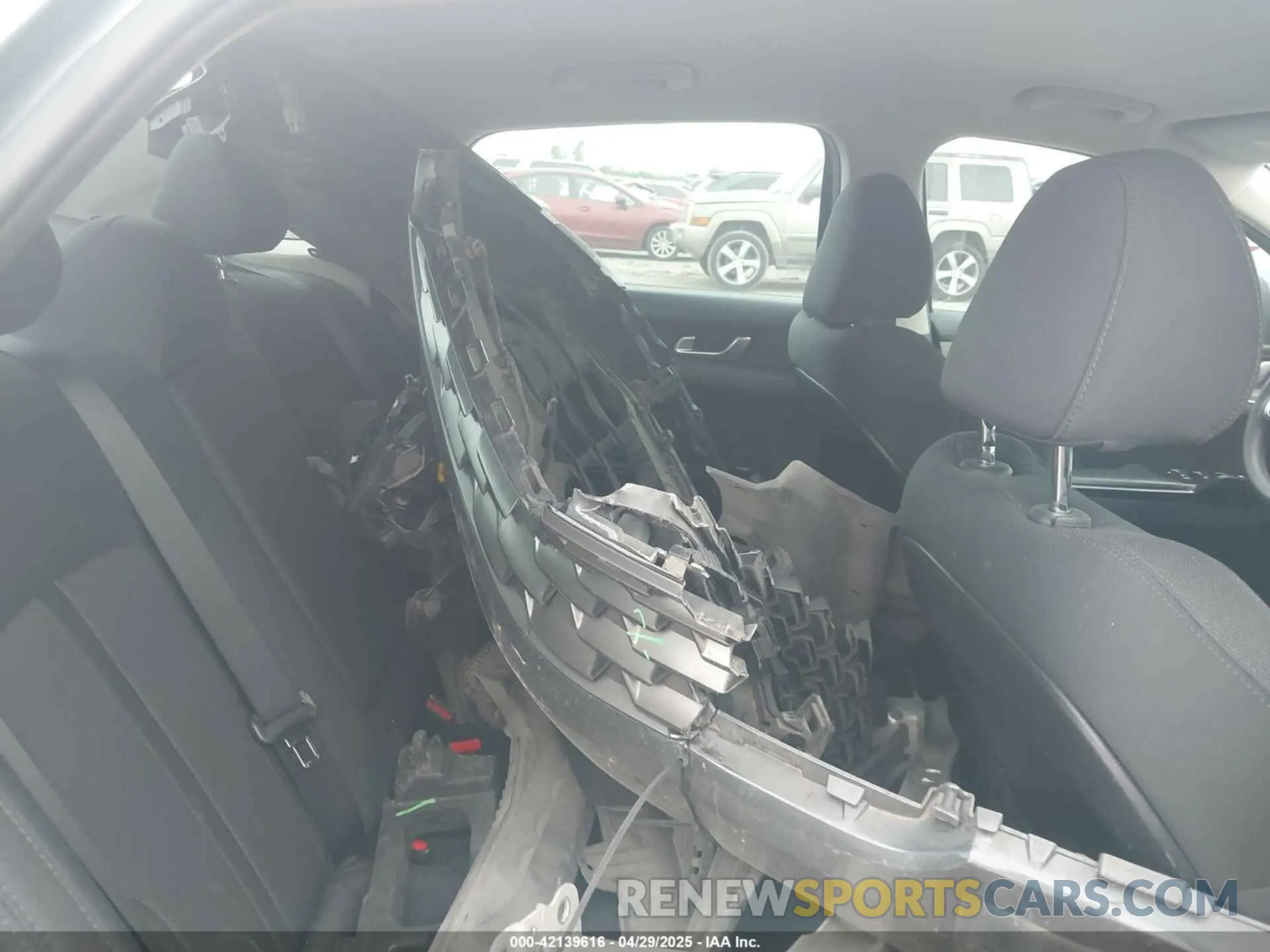 8 fotografías del automóvil dañado 5XXG14J21NG131169 KIA K5 2022