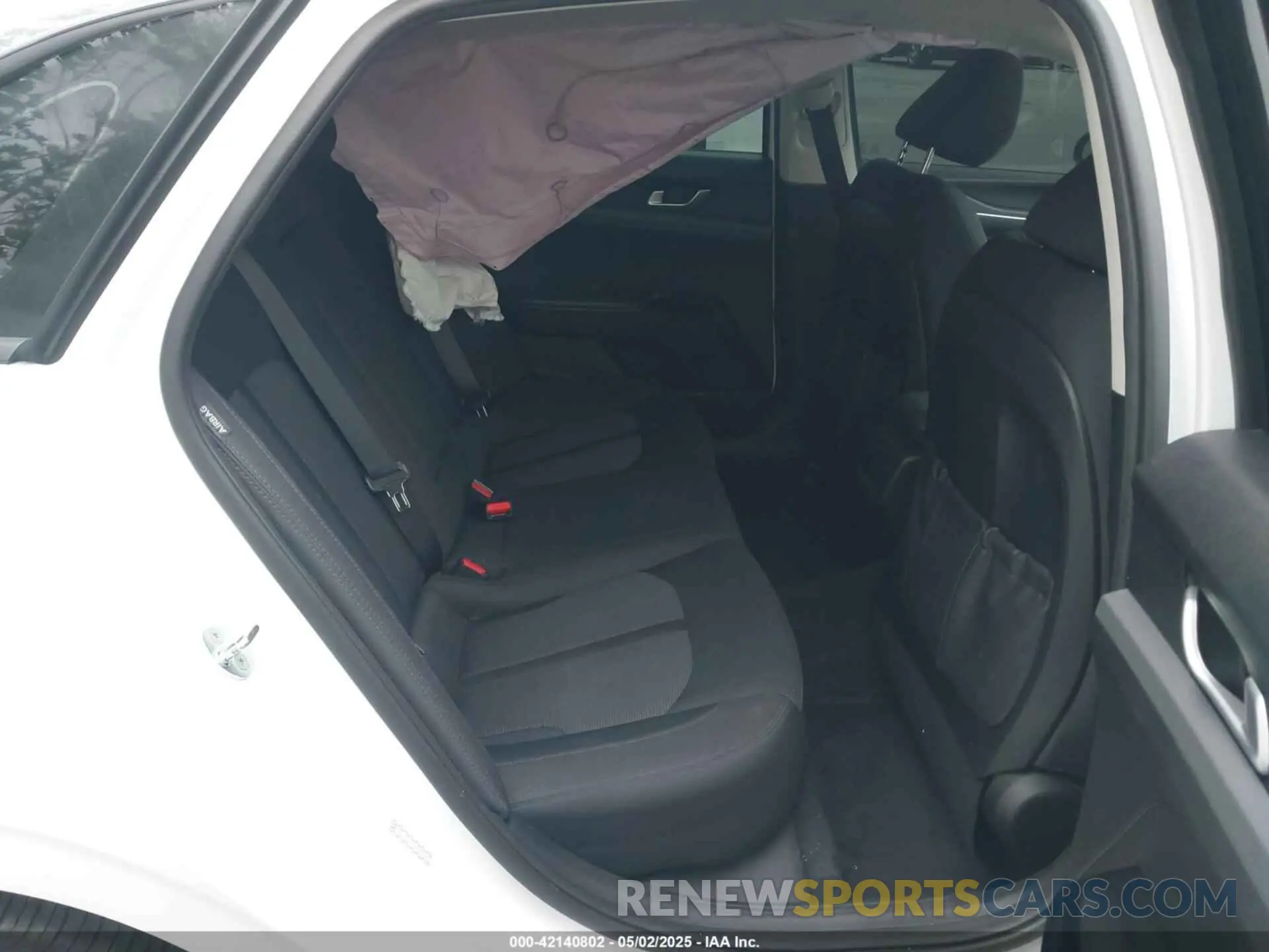 8 fotografías del automóvil dañado 5XXG14J21NG132855 KIA K5 2022