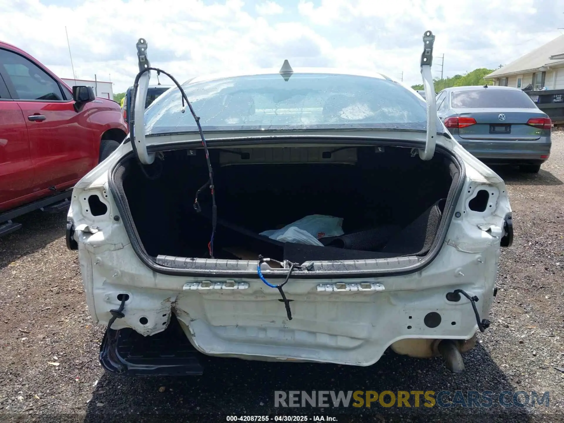 16 fotografías del automóvil dañado 5XXG14J21NG135013 KIA K5 2022