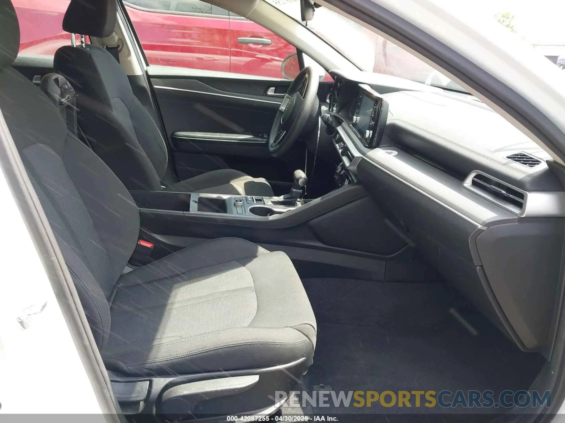 5 fotografías del automóvil dañado 5XXG14J21NG135013 KIA K5 2022