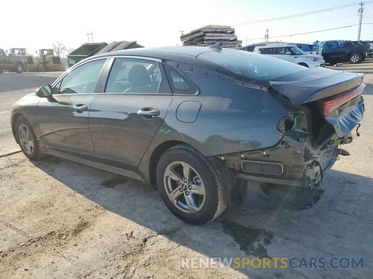 2 fotografías del automóvil dañado 5XXG14J22NG151219 KIA K5 2022