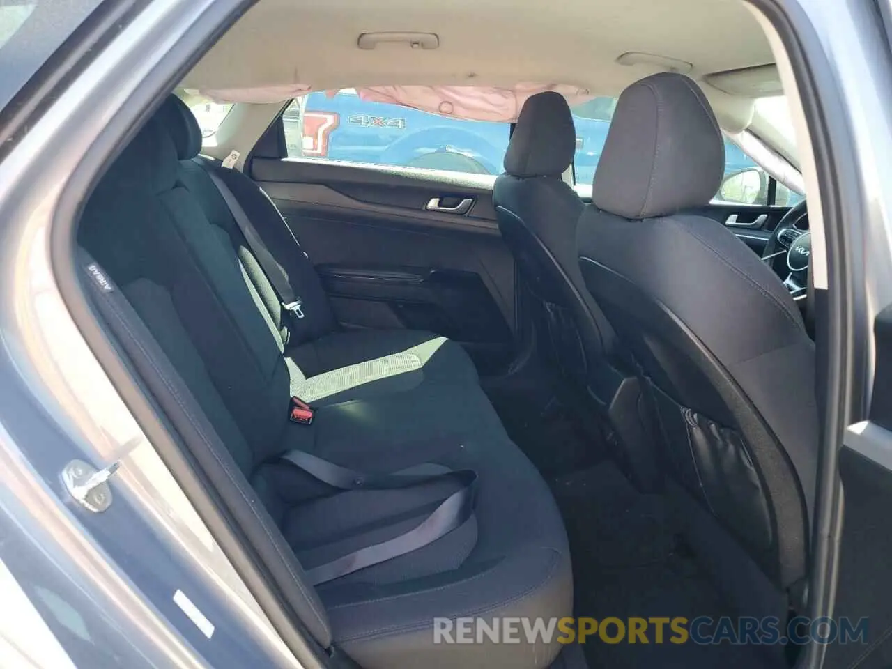 10 fotografías del automóvil dañado 5XXG14J23NG113207 KIA K5 2022